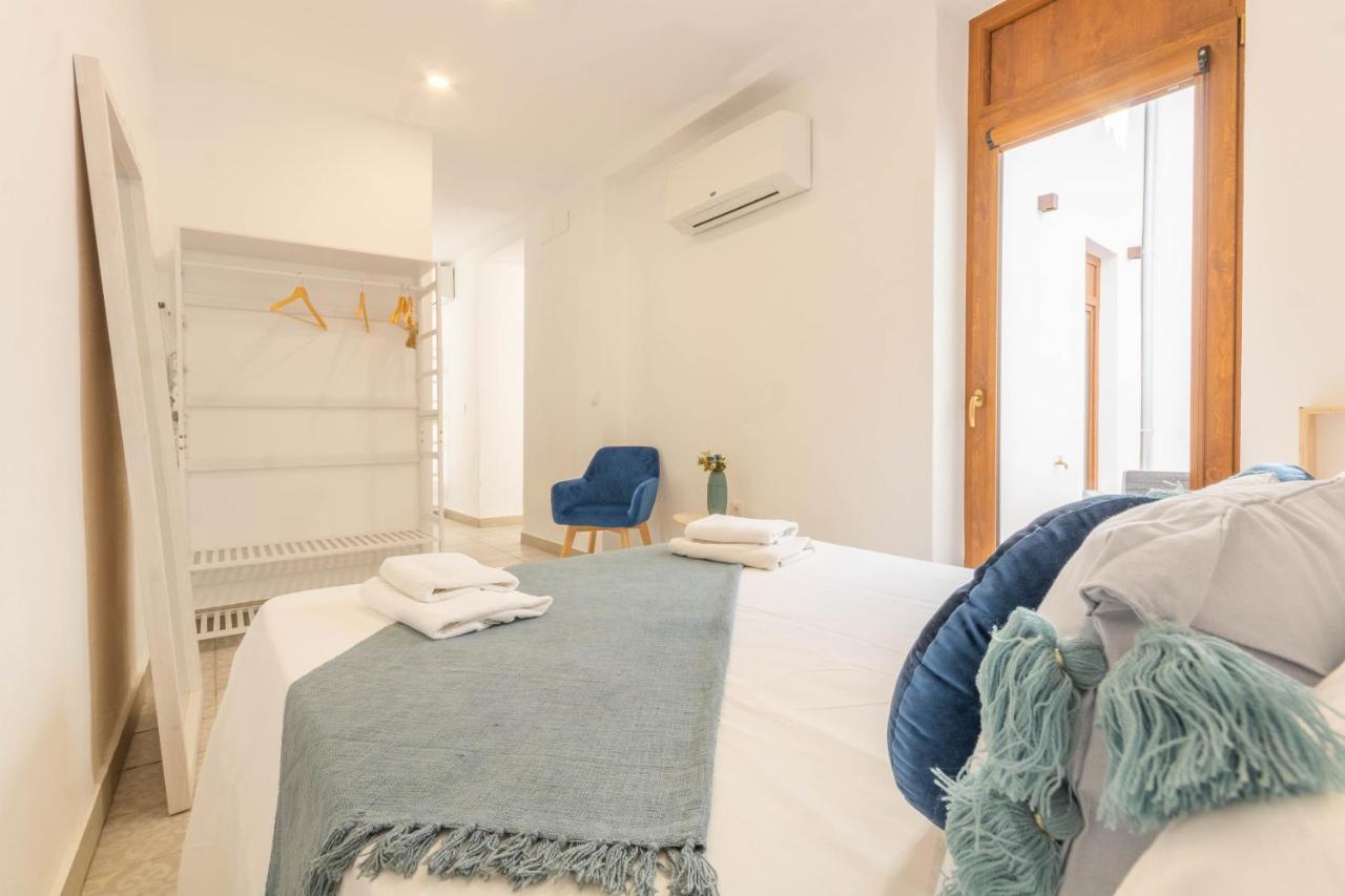 Apartamentos Miguel De Cervantes Centro Kordoba Bagian luar foto