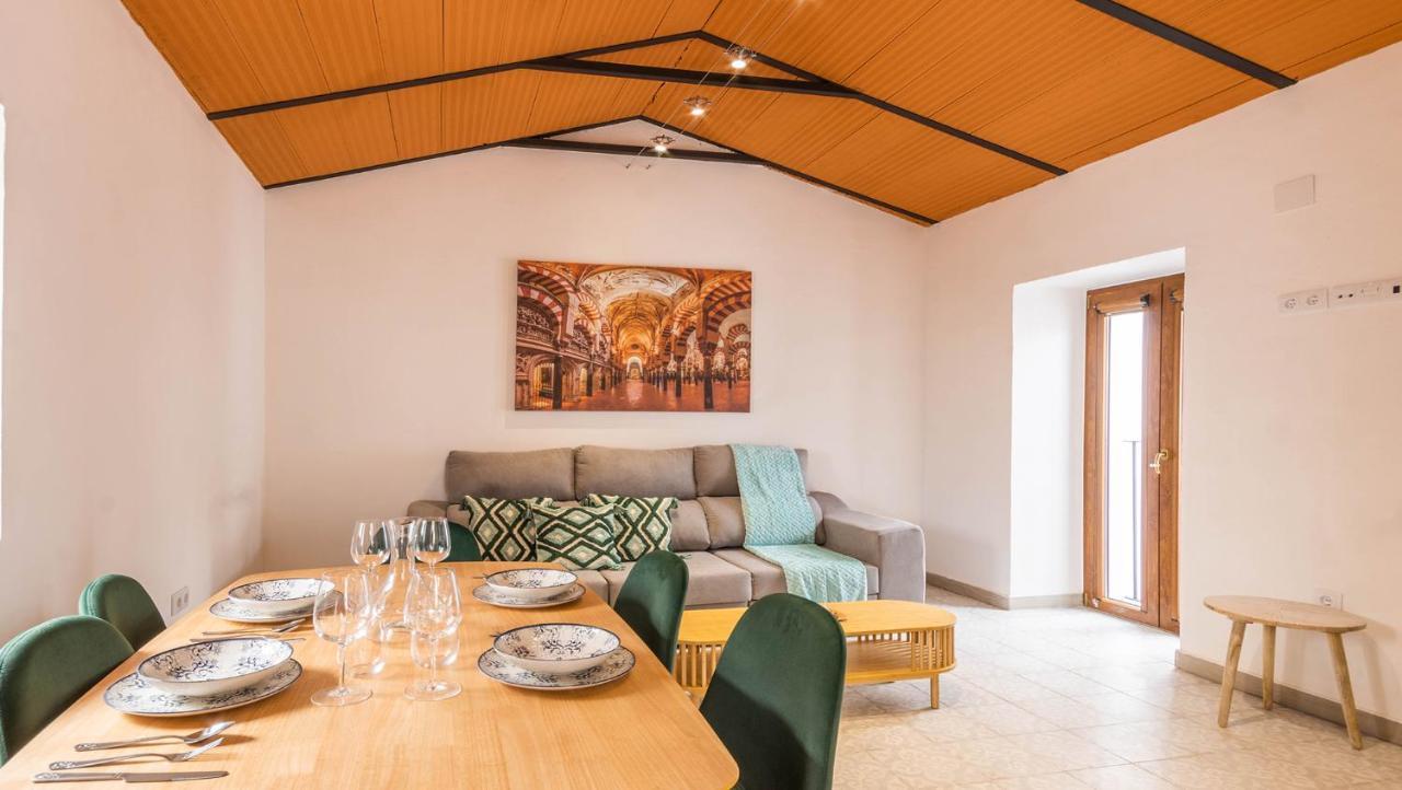 Apartamentos Miguel De Cervantes Centro Kordoba Bagian luar foto