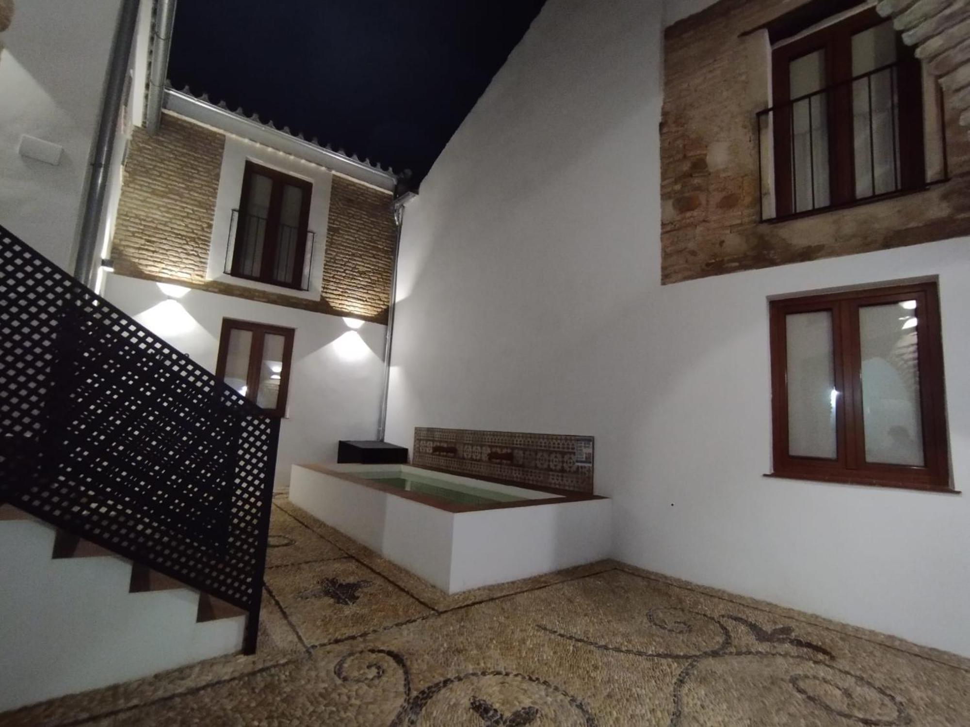 Apartamentos Miguel De Cervantes Centro Kordoba Bagian luar foto