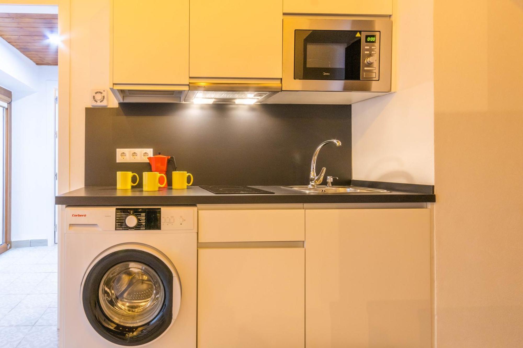 Apartamentos Miguel De Cervantes Centro Kordoba Bagian luar foto